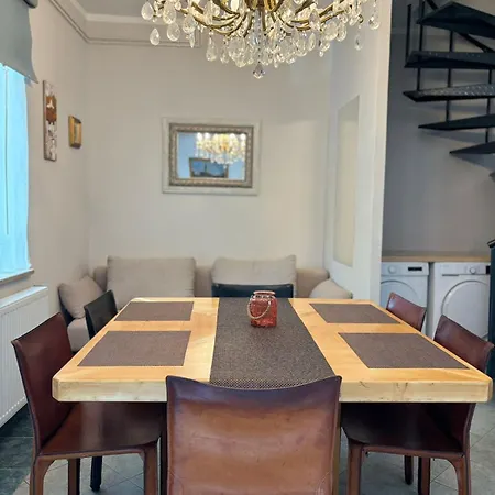 Apartamento Avrora House Free Parking In Old Town *